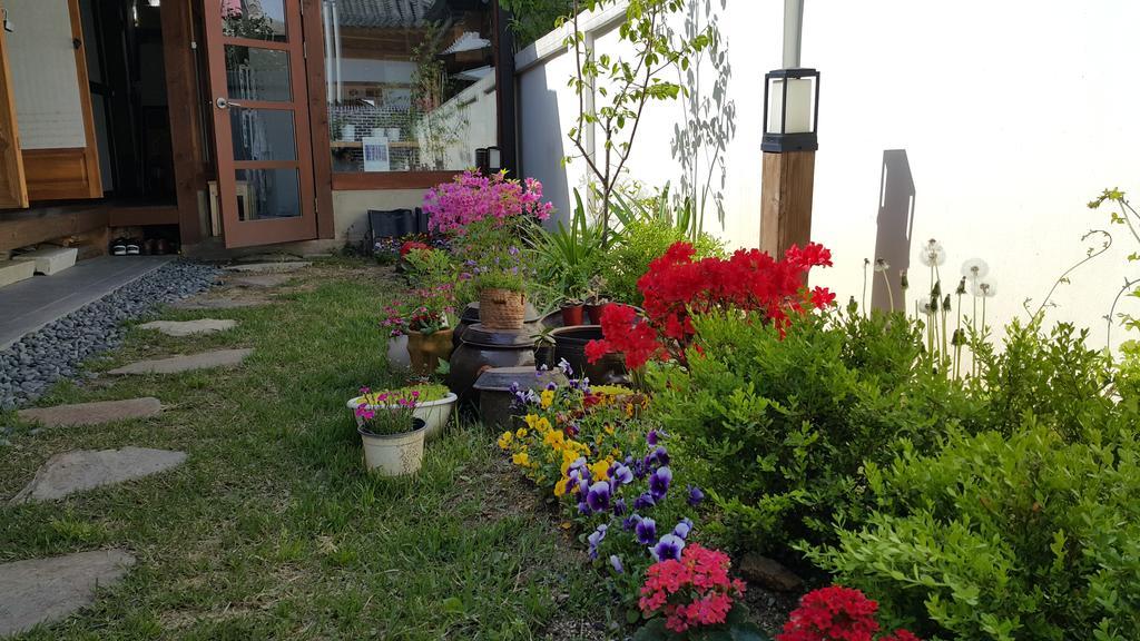 Jeonju Nostalgic Home Екстер'єр фото