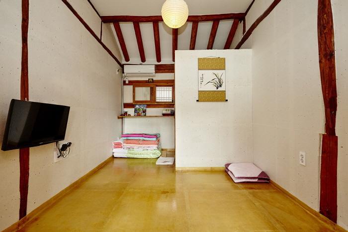 Jeonju Nostalgic Home Екстер'єр фото