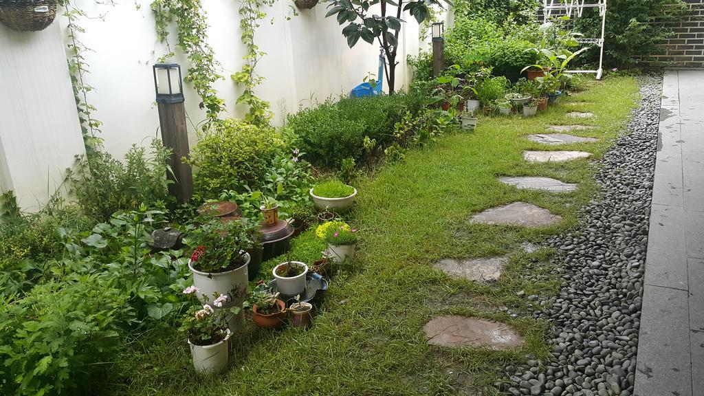 Jeonju Nostalgic Home Екстер'єр фото